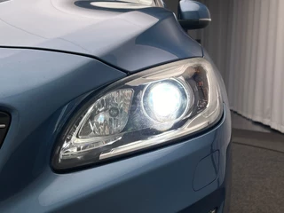Volvo V60 1.5 T2 Summum | Origineel NL | Pano/dak | Trekhaak | Camera | Leder | Stoelverwarming | / 35