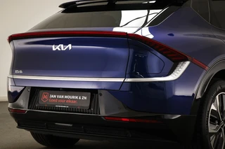 Kia EV6 Plus 77.4 kWh | SOH 99% | ACHTERBANKVERWARMING | DAB | APPLE | CAMERA | 19" / 24