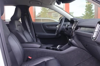 Volvo XC40 T5 Recharge Plus Dark | Stoelverwarming | Trekhaak | Parkeercamera | Leder | H/K | Pilot Assist | BLIS | Keyless / 21