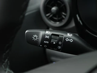 Hyundai i10 1.0 Comfort Limited Automaat Carplay navigatie | Camera | Crui / 22