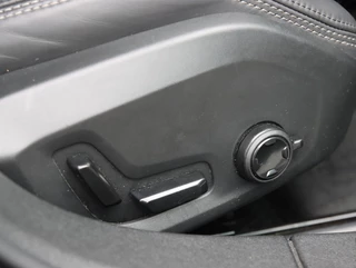 Volvo V60 2.0 T6 Recharge AWD 340PK Inscription | Memory | H&K Audio | Trekhaak / 37