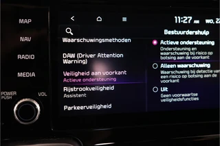 Kia Sorento 1.6 T-GDI 4WD 265 pk PHEV  | SOH 100% | 7 pers | Dealer onderhouden | / 29
