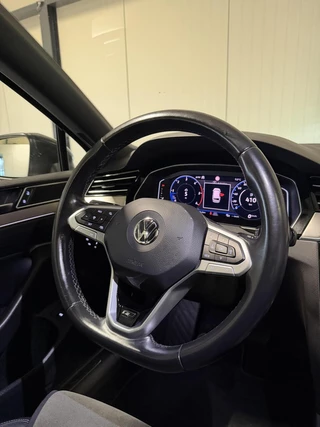 Volkswagen Passat 1.6 TDI R-line Pano Virtual Trekhaak NAP / 13