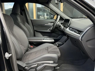 BMW X1 xDrive25e M-sport Camera | Keyless | Carplay | Ambiance verlichting / 28