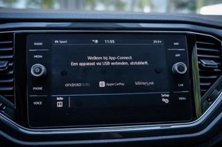 Volkswagen T-Roc 1.5 TSI Sport | Climate | Navi | Cruise | Camera | PDC / 23
