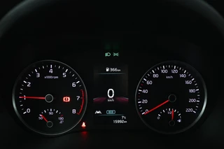 Kia Stonic 1.0 T-GDi MHEV DynamicPlusLine  - Apple Carplay/Android Auto - Cruise Control - Climate Control - Navigatie - Stuur/Stoel Verwarming - Fabrieksgarantie tot 01-2032 / 21