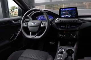 Ford Focus Wagon 1.0 EcoBoost Titanium ST X Business | NAP | Apple Carplay | Stoel/Stuur Verwarming | Cruise | Camera / 26