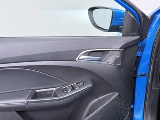MG MG3 Hybrid+ 1.5 Hybrid+ Luxury | ONDERHOUD GEHAD BIJ DEALER, DIRECT LEVERBAAR | 7 JAAR MG FABRIEKS GARANTIE TM 02-2032 | STOEL + STUURVERWARMING | 360 CAMERA | ADAP. CRUISE | DODE HOEK | KEYLESS | APPLE CARPLAY | / 16