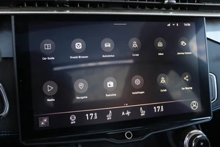Lynk & Co 01 1.5 PHEV 262PK Stuurverwarming | Pano | Zwarte hemel | 360° Camera / 22