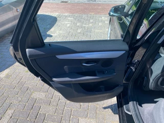 BMW 2 Series Active Tourer 225xe iPerformance Centennial Executive  Airco-Ecc/Alu wielen/Navigatie/Hybride / 38