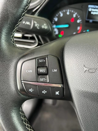 Ford Fiesta 1.0 EcoBoost Active First Edition Stoelverwarming|PDC|17" LM VELGEN|APPLE CARPLAY|CRUISECONTROL / 19