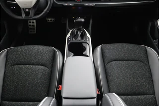 Kia K4 Sportswagon 1.0 T-GDi MHEV GT-Line Launch Edition (pano) - Panorama dak - Automaat - Premium Sound System - Stoel/stuurwiel verwarming - Electrische stoelen - 7 Jaar fabrieksgarantie of 150.000 KM / 62