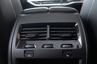 BMW X5 xDrive50e M Sport Pano l Trekhaak l HUD l 360° l Harman Kardon | Innovation | / 12