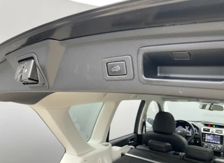 Subaru Forester 2.0 AWD Premium 150 pk AUT  | 1e eigenaar | dealer onderhouden | navigatie | leder interieur | panoramadak | keyless / 24