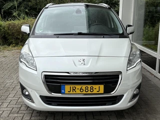 Peugeot 5008 1.2T 130pk Style 7p. | Dealeronderhouden | Trekhaak | Achteruitrijcamera | Panoramadak | Zeer nette staat / 2