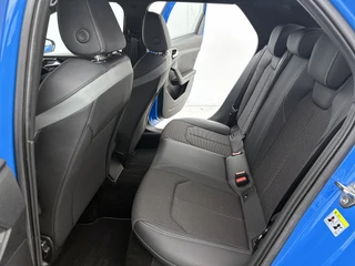 Audi A1 Sportback 30 TFSI S Line edition one  | NAVI | STOELVERWARMING | CLIMAT CONTROL | PARKEER SENSOREN V+A / 31