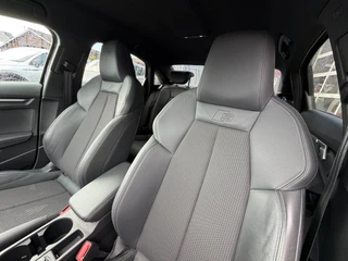 Audi A3 Limousine 35 TFSI S edition S-Line / Matrix LED / Virtual / BTW / Black Pack . / 46