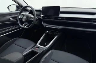 Jeep Avenger Summit 54 kWh | SOH: 98% | Climate & Adaptive Cruise Control | Achteruitrijcamera | Dodehoek detectie | Apple carplay/Android Auto | / 16