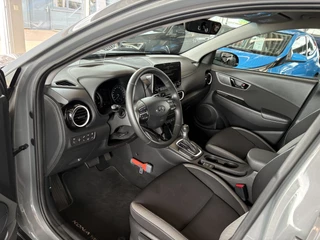 Hyundai Kona 1.6 GDi HEV Fashion Automaat  KRELLAUDIO/CAMERA/DODEHOEK/KEYLESS/NAVI/HUD/ADAPT.CRUISE / 31