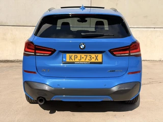 BMW X1 xDrive25e M Sport Pano Leder H/K HUD Trekh 19' Shadowline / 8