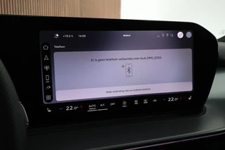Audi Q3 1.5 272pk e-hybrid S edition Trekhaak Camera Keyless Panoramadak Stoelverwarming Virtual Cockpit Navigatie 2x S-Line / 34
