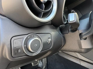 Alfa Romeo Giulia 2.9 V6 QUADRIFOGLIO Carbon pakket Sparco kuipstoelen Carplay Perfect onderhouden! / 52