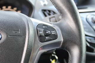 Ford B-MAX 1.0 EcoBoost 100PK Titanium  | Trekhaak | Origin NL | Cruise Control | Camera | Navigatie / 12