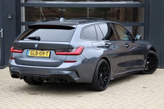 BMW 3-serie Touring 320i High Executive M-Sport |Bomvol!|Pano| Laser | Harman/Kardon | Memory | Camera | Apple Carplay | Head-Up | / 2
