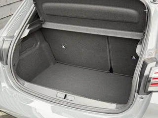 Peugeot 208 Allure 1.2 Hybrid 110PK e-DCS6 Automaat Navigatie, Rondomzichtcamera, Climate Control, Adaptieve Cruise Control, Parkeersensoren / 12