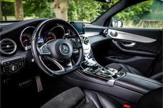 Mercedes-Benz GLC Coupé 250 4MATIC AMG Line  Burmester 20" Distronic Night / 6