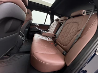 BMW X5 xDrive45e High Executive BOMVOL! | PANO | HARMAN KARDON | LASER LED | ELEK. ACHTER KLEP | ELEK. TREKHAAK | STOELVERWARMING | ELEK. MEM. SEAT | ACHTERUITRIJCAMERA | 22'' VELGEN | RIJKLAAR PRIJS + 12 MND BOVAG GARANTIE | / 28