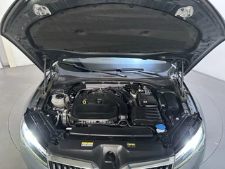 Skoda Superb Combi 1.5 TSI 150pk DSG ACT Business Edition Adaptive Cruise Navigatie DAB+ App-Connect / 16