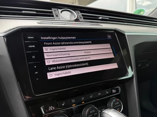Volkswagen Arteon 2.0 TSI Business R - NL Auto Leder Pano Navi 19inch LMV / 48