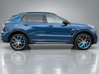 Lynk & Co 01 1.5 PHEV 262 pk  | 1e eigenaar | panoramadak | navigatie | 360 camera | stoelverwarming | NL auto / 5