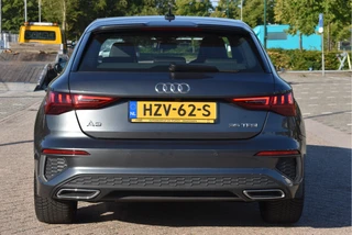Audi A3 Sportback 35 TFSI edition one 3x S-Line 150pk  | Stoelverwarming | Camera | Virtual Cockpit | DAB | Carplay/Android | Full LED / 7