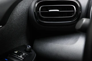 Toyota Yaris 1.5 Hybrid Dynamic | STOELVERWARMING  LED | CIMA | DAB  | APPLE | CAMERA / 27