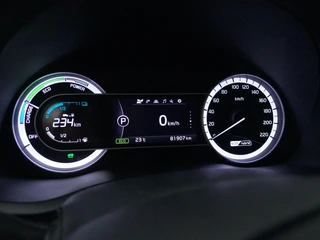 Kia Niro 1.6 GDi Hybrid DynamicLine | Trekhaak | All-seasonsbanden | Navigatie / 26