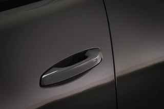 Peugeot e-408 GT 58 kWh | NIEUW | PANORAMADAK | STUURVERWARMING | MASSAGE | DAB | APPLE | 360 CAMERA / 26