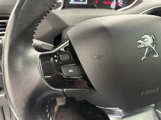 Peugeot 308 1.2 PureTech Blue Lease Premium CAMERA CARPLAY NAVI ECC CRUISE LM. / 19