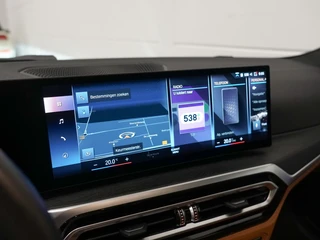 BMW i4 M50 84 kWh Schuifdak | Harman Kardon | CoPilot / 16