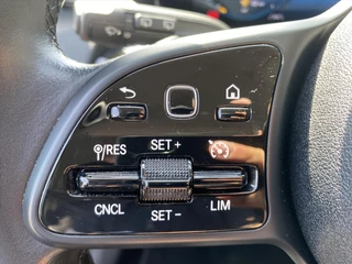 Mercedes GLA 200 163pk 7G-DCT Business Solution / 20