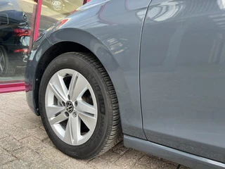 Volkswagen Golf 1.5 eTSI Style  | Carplay | ACC | PDC | Camera | Virtual | Stoel/Stuurverw. | Sfeerverlichting | / 9