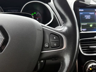 Renault Clio 0.9 TCe Bose | Trekhaak | Camera | Navigatie | Cruise Control | Climate Control | Parkeersensoren / 23