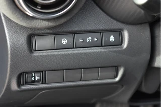 Nissan Juke 1.6 Hybrid N-Design 143 pk Technology Pack Two-Tone | NL-Auto | 1ste eigenaar | BOSE | Keyless | Trekhaak | 360 gr.camera | Full LED / 19