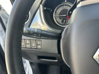 Suzuki Vitara 1.0 Boosterjet Stijl  | Afn. trekhaak | Pano | Keyless | Adapt. Cruise | PDC incl. Camera | Alcantara | Apple/Android / 24