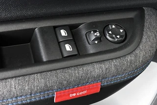 Citroen C3 1.2 Turbo 100pk Plus Apple CarPlay Parkeersensoren Cruise Control / 26