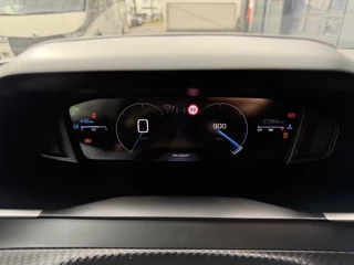Peugeot 2008 100pk Allure Pack (360gr Camera - Keyless Entry - Adaptieve Cruise Controle - LED - Parkeersensoren V+A - Automatische Airco - 3D Cockpit - Navigatie - 17"incl 4S) / 19