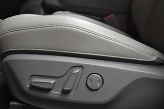 KIA Ev3 81,4 kWh 204pk Plus Advanced TREKHAAK / 20