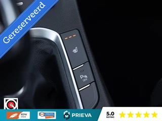 Hyundai i30 CW 1.0 T-GDI Essential 120PK | Dealer| Stoel- & Stuurverwarming | Camera | CarPlay / 39