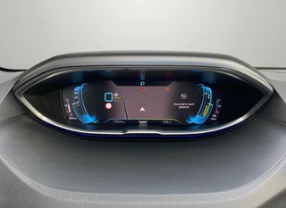 Peugeot 3008 1.6 Plug-in Hybrid 4WD 300 pk GT AUT  | 1e eigenaar | carplay | panoramadak | navigatie | 3D cockpit | 2 laadkabels | BTW / 38